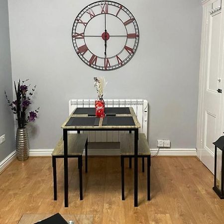 חלנדודנו Orlando Llandundo Apartment מראה חיצוני תמונה