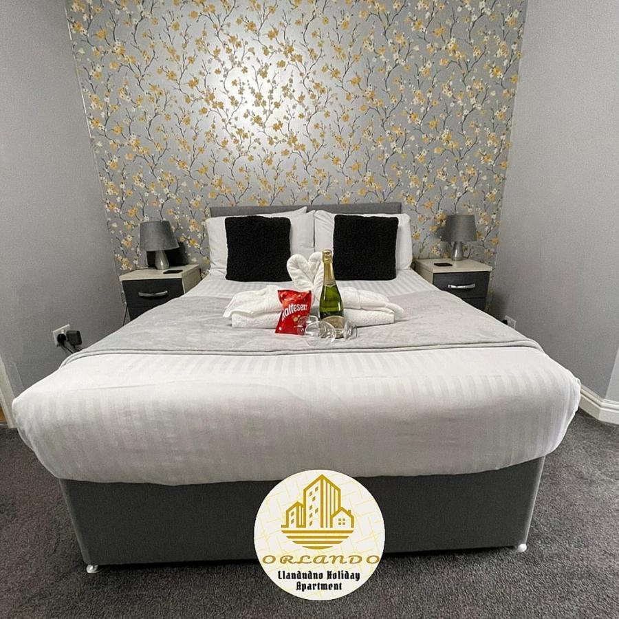חלנדודנו Orlando Llandundo Apartment מראה חיצוני תמונה