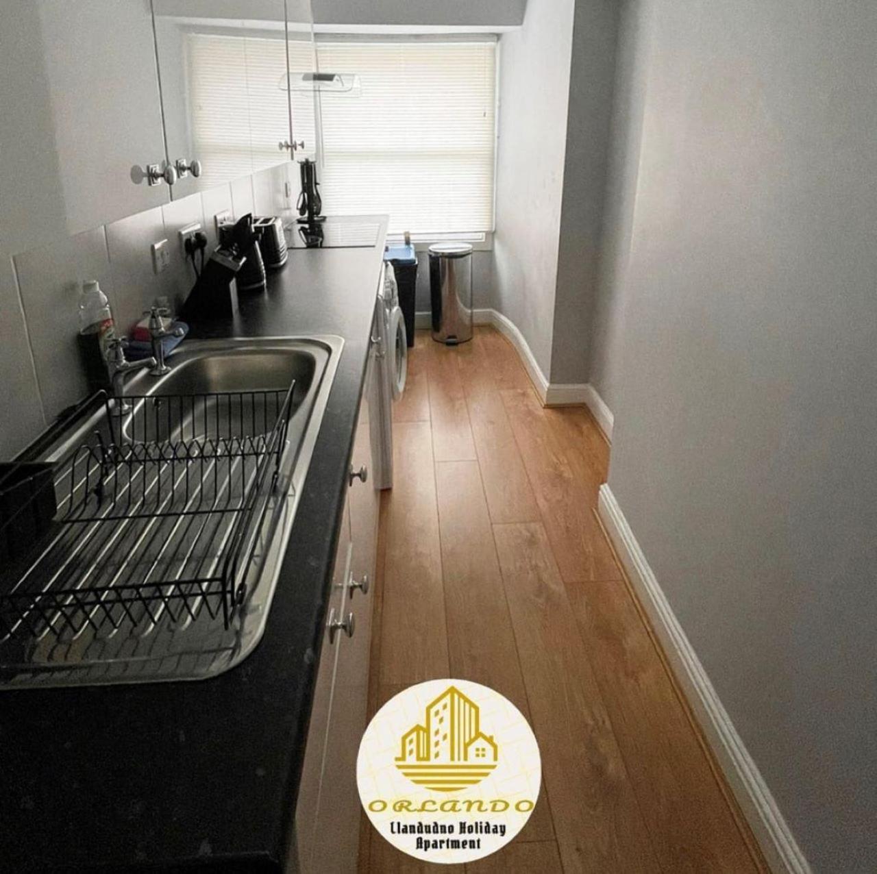 חלנדודנו Orlando Llandundo Apartment מראה חיצוני תמונה
